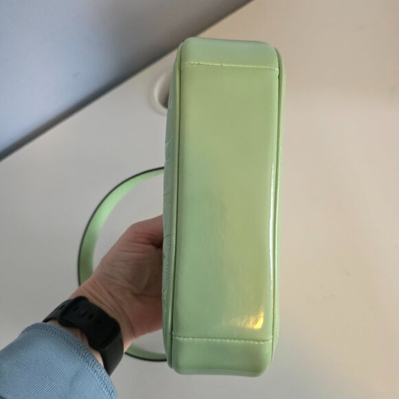 NWT Coach Teri Shoulder Crossbody Mini in signature patent leather Pale Green - Picture 5 of 9